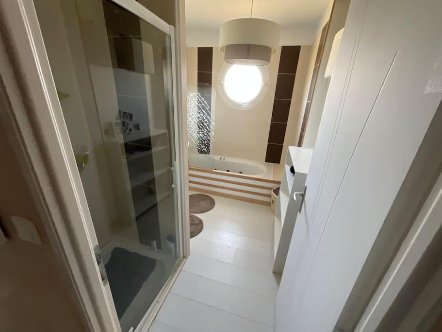 Charmant T2, Cl 3 Etoiles, 4 Lits, 4 Personnes Et 1Enfant, Parking Et Terrasse Saint-Sever  Bagian luar foto