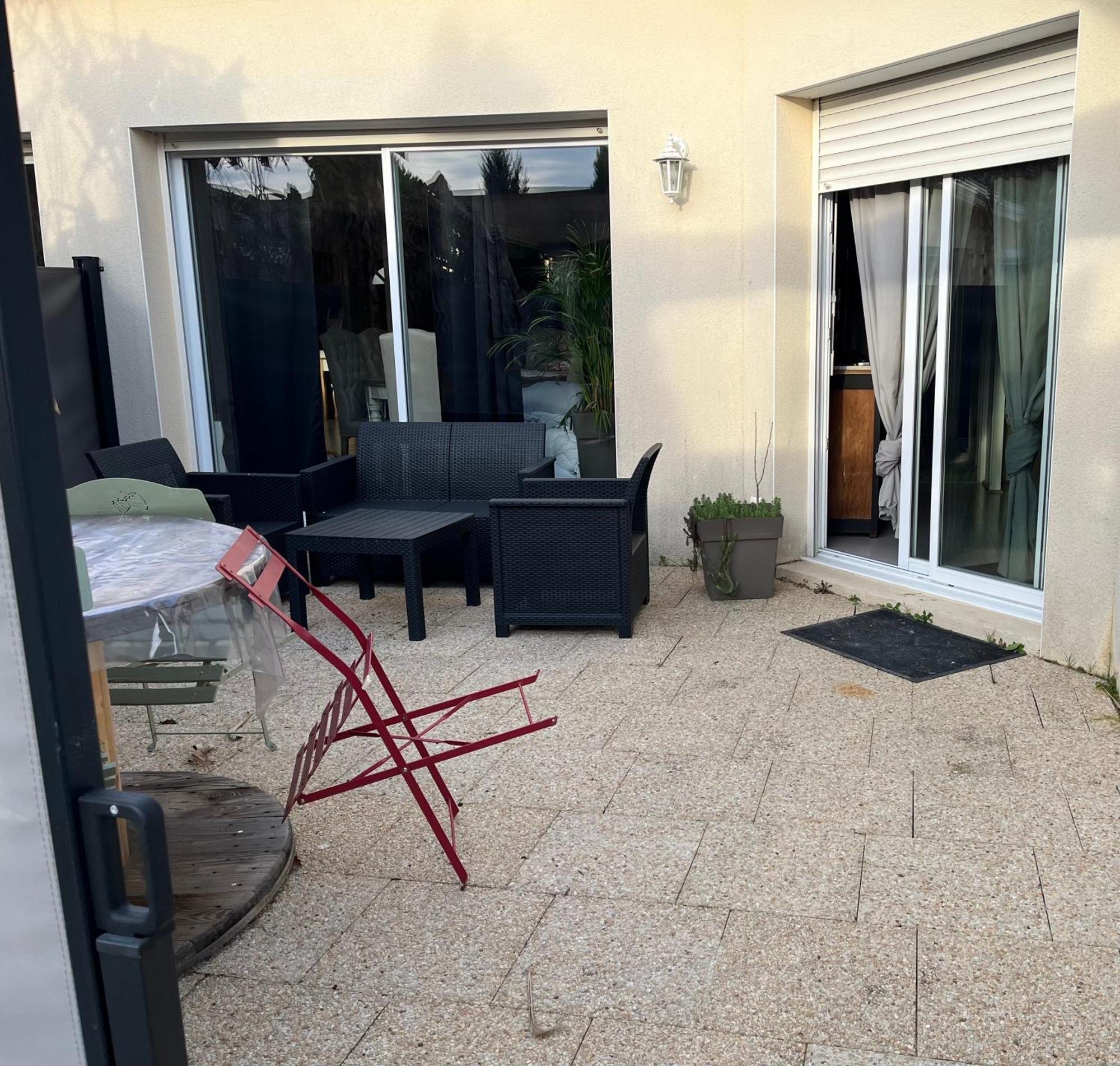 Charmant T2, Cl 3 Etoiles, 4 Lits, 4 Personnes Et 1Enfant, Parking Et Terrasse Saint-Sever  Bagian luar foto